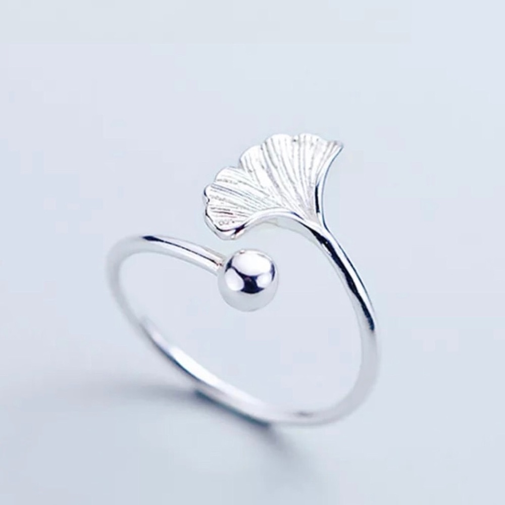 925 Sterling Silver Ginkgo Leaf Ring - Picture 3 of 8